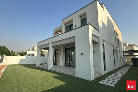 Villa de 4 dormitorios en Dubai, UAE No. 120554