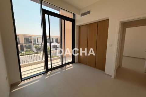 Villa de 4 dormitorios en EMAAR South, UAE No. 165722 9