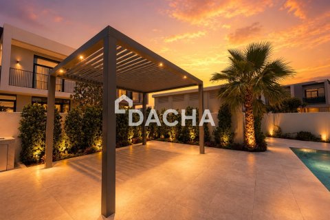 Villa de 4 dormitorios en EMAAR South, UAE No. 165722 4