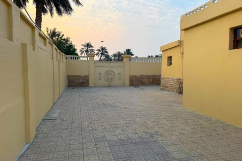 Villa de 6 dormitorios en Al Rams, UAE No. 184298 4