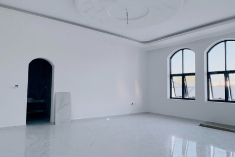 8 bedrooms Villa in Seih Al Uraibi, UAE No. 184300 7