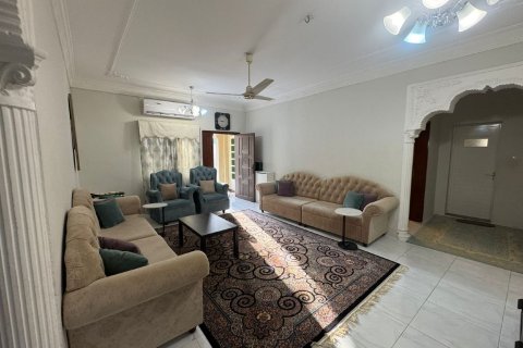 7 bedrooms Villa in Ras Al Khaimah, UAE No. 184295 9