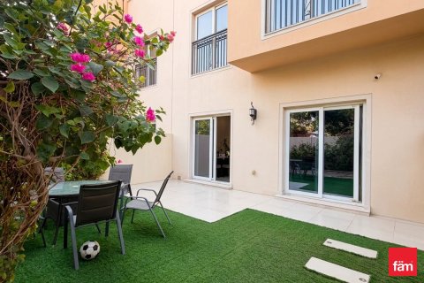 Townhouse de 3 dormitorios en Dubai, UAE No. 166477