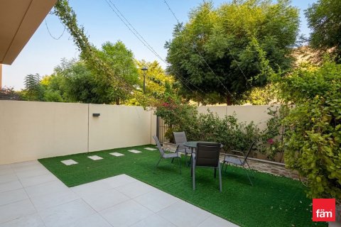Townhouse de 3 dormitorios en Dubai, UAE No. 166477 3