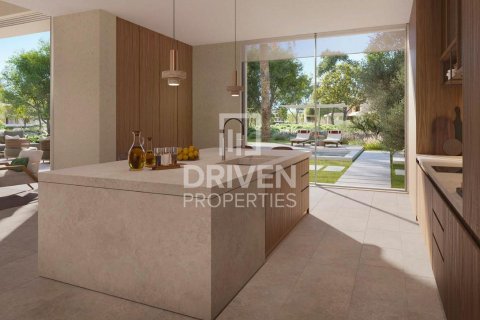 Вилла с 6 спальнями в Dubai Land, ОАЭ №137727 7