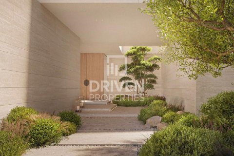 Вилла с 6 спальнями в Dubai Land, ОАЭ №137727 9