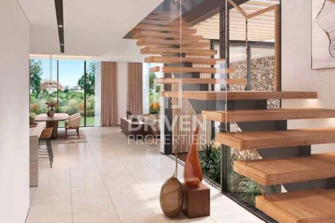 Вилла с 4 спальнями в Dubai Land, ОАЭ №137733 14