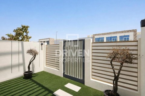 Townhouse de 2 chambres à Rukan, UAE No. 210029 24