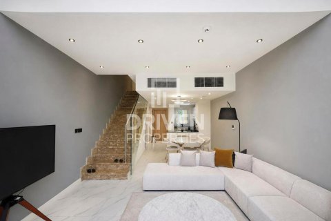 Townhouse de 2 chambres à Rukan, UAE No. 210029 3