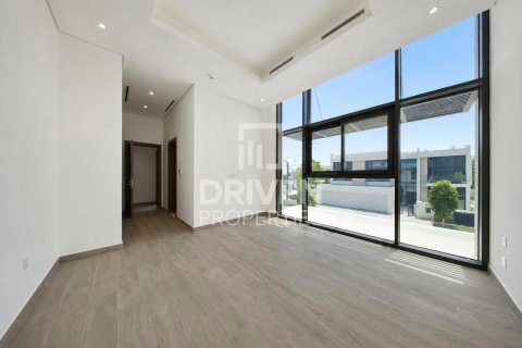 Villa de 4 chambres à District One, UAE No. 210033 10