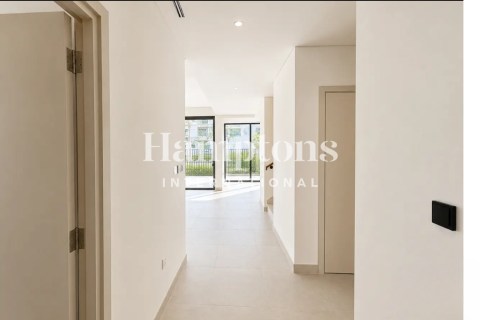 Townhouse de 4 dormitorios en The Valley, UAE No. 203340 4