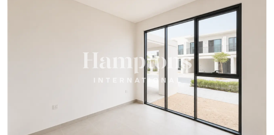 Townhouse de 4 dormitorios en The Valley, UAE No. 203340