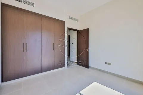 3 bedrooms Townhouse No. 127892 4