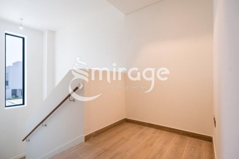 Townhouse de 3 dormitorios en  Yas Island, UAE No. 81364 5