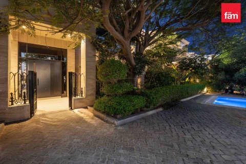 Villa de 4 dormitorios en Umm Suqeim, UAE No. 115497 25