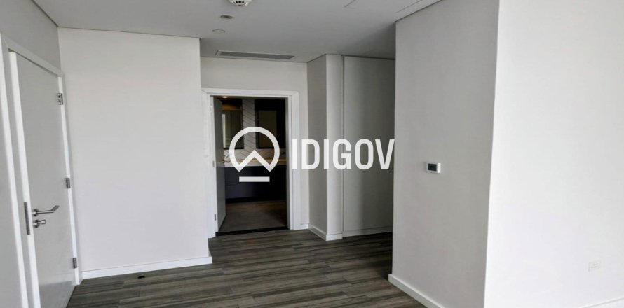2 bedrooms Apartment in District 11, UAE No. 184515
