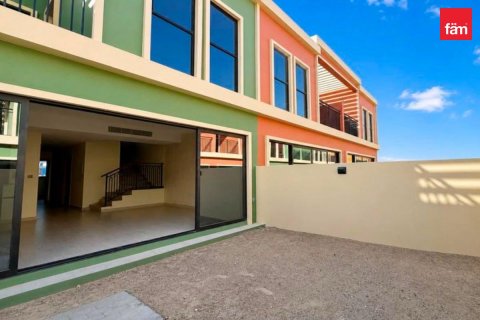 4 bedrooms Townhouse in Dubai, UAE No. 198374 4