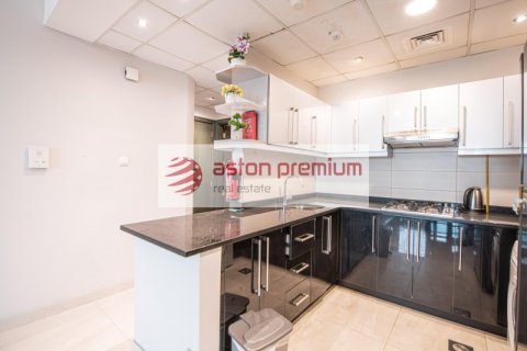 Apartment de 2 dormitorios en Business Bay, UAE No. 203234 8