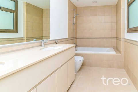 3 bedrooms Villa in Hayat Townhouses, UAE No. 199079 8