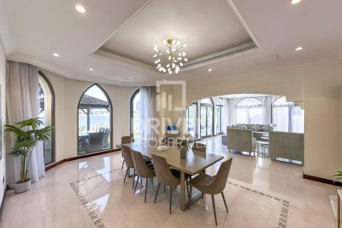 5 غرفة نوم  فيلا في Garden Homes, الإمارات العربية المتحدة رقم 85649 4