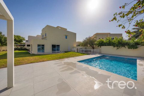 Villa de 5 chambres à Meadows, UAE No. 186605 23
