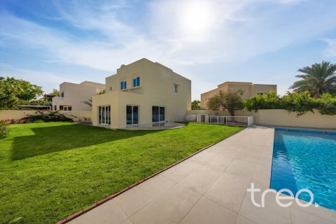 Villa de 5 chambres à Meadows, UAE No. 186605
