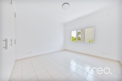 4 bedrooms Villa in Meadows, UAE No. 186602 24