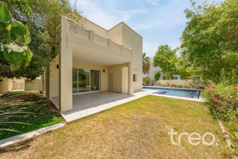 4 bedrooms Villa in Meadows, UAE No. 186602 25