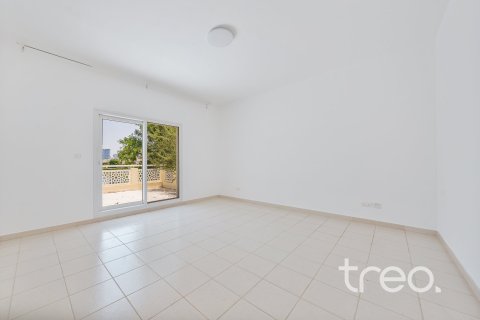 4 bedrooms Villa in Meadows, UAE No. 186602 21