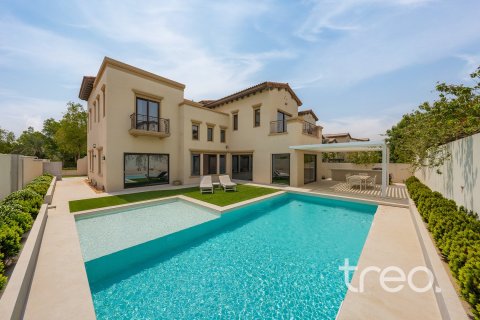 Villa de 4 chambres à Rasha, UAE No. 186606