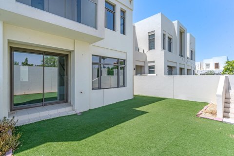 Townhouse de 3 dormitorios en Mira Oasis, UAE No. 163465 8