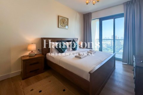 Apartment de 2 dormitorios en The Views 1, UAE No. 147996 15