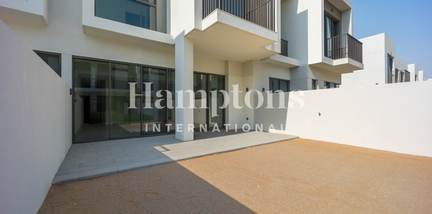 Townhouse de 3 dormitorios en The Valley, UAE No. 147995
