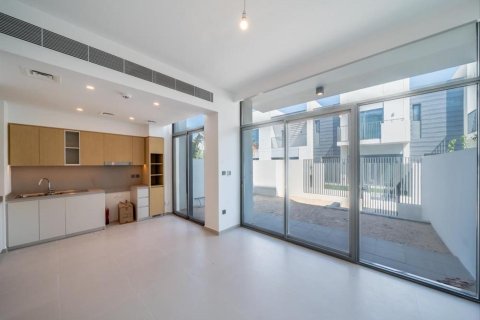 3 bedrooms Townhouse in Sun, UAE No. 88155 2