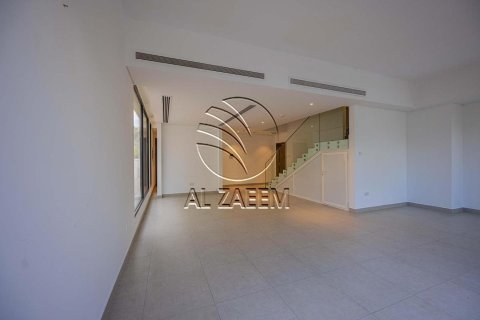 Таунхаус с 5 спальнями в Al Salam Street, ОАЭ №90394 3