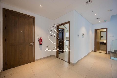 Таунхаус с 5 спальнями в Al Salam Street, ОАЭ №90394 11