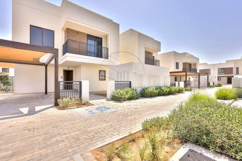 Villa de 4 chambres à Yas Island, UAE No. 90392 2