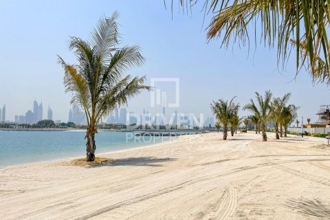 Land de 1069.87m² à Jumeirah, UAE No. 190741 6