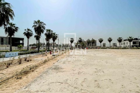 Land de 1069.87m² à Jumeirah, UAE No. 190741 3