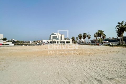 Land de 1069.87m² à Jumeirah, UAE No. 190741 10