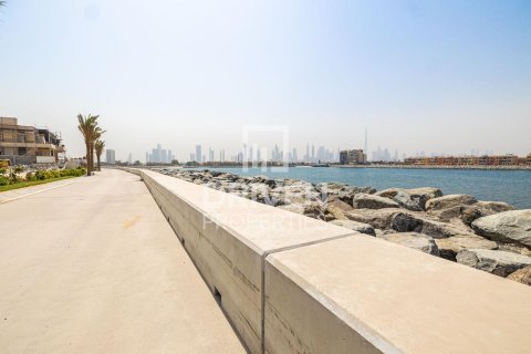 Land de 1069.87m² à Jumeirah, UAE No. 190741 18