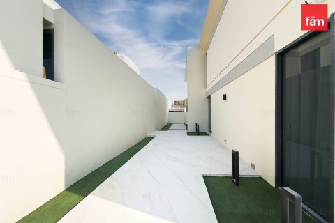 Villa de 5 dormitorios en Tilal Al Ghaf, UAE No. 141398 25