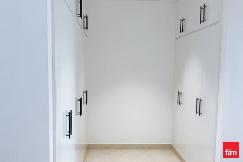 3 bedrooms Apartment  No. 112125 12