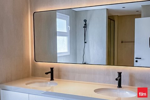 3 bedrooms Apartment  No. 112125 18