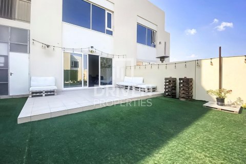 2 bedrooms Apartment in EMAAR South, UAE No. 138925 3