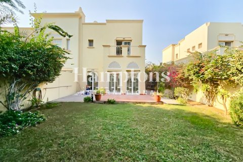 3 غرف نوم فيلا  رقم 131797 10