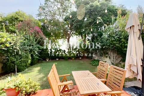 3 غرف نوم فيلا  رقم 131797 7