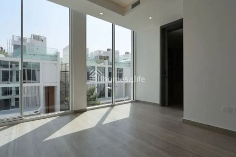 4 bedrooms Villa in Dubai, UAE No. 164226 6