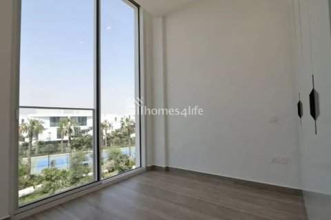 4 bedrooms Villa in Dubai, UAE No. 164226 12