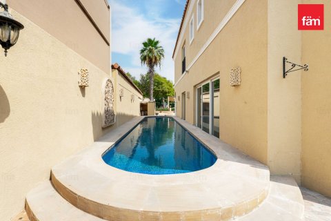 5 bedrooms Villa in Dubai, UAE No. 199368 13